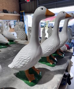 Goose “porch goose” 28in