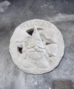 Welcome gnome mushroom plaque